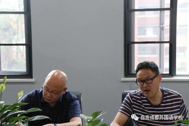自貢市外國語學(xué)校--加強安全工作，構(gòu)建安全校園