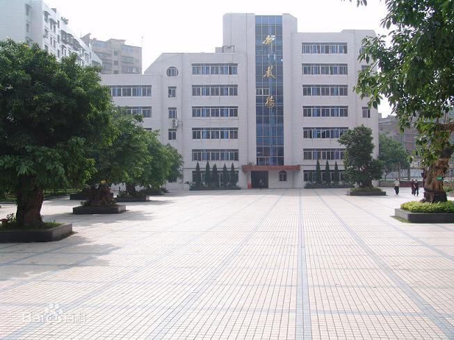 達(dá)州市高級中學(xué)校園風(fēng)采