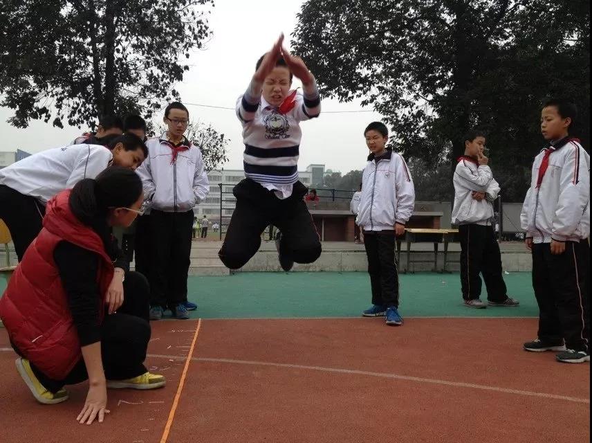 少年，我們在成都市鹽道街中學(xué)外語學(xué)校等你