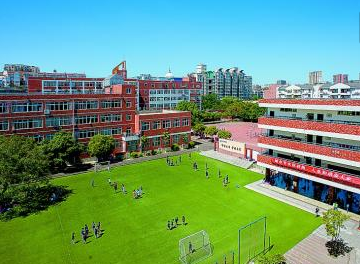 成都石室雙楠實(shí)驗(yàn)學(xué)校地理位置在哪兒？