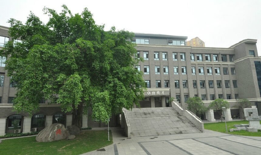 成都樹德中學(xué)校園環(huán)境怎么樣？