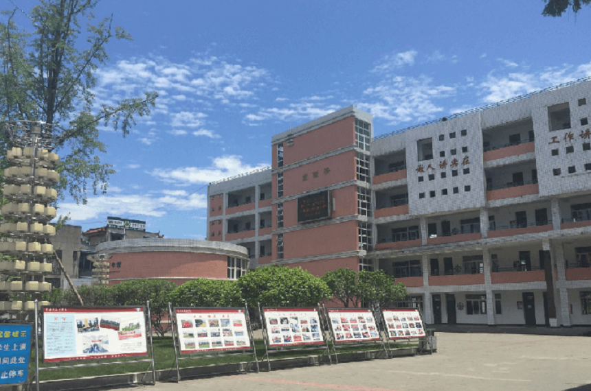 成都市籍田中學環(huán)境怎么樣？
