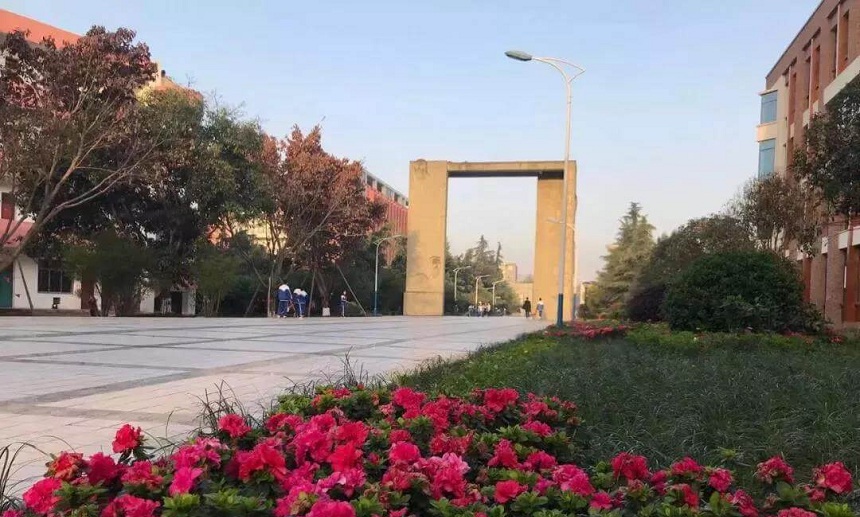 羅江中學(xué)在哪里，有沒有地址？