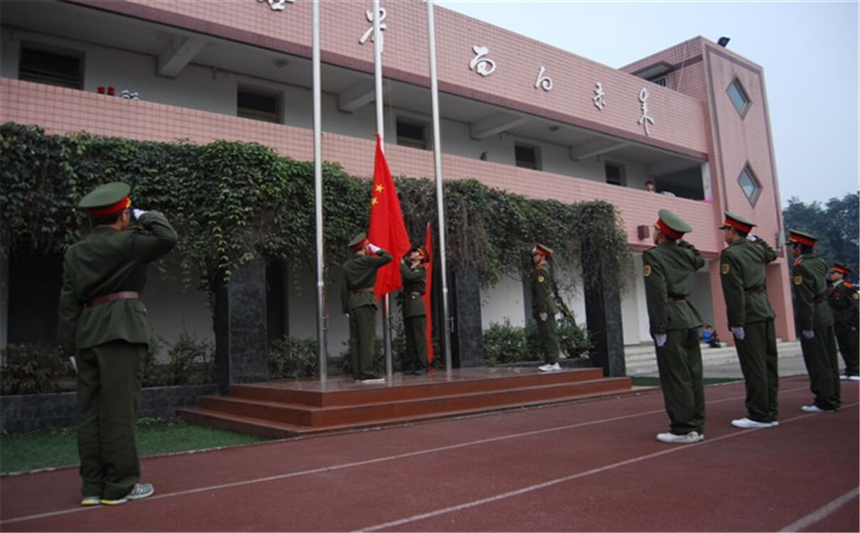成都三十六中高中部的錄取分?jǐn)?shù)是多少分？