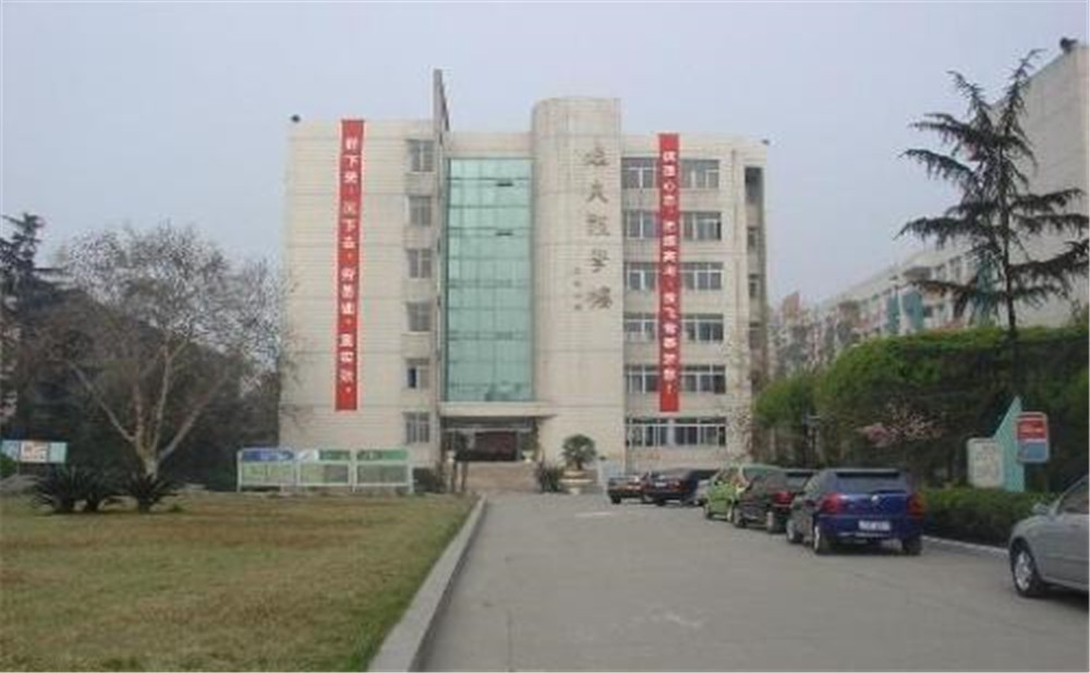 四川師范大學(xué)附屬中學(xué)2020年的能錄取分?jǐn)?shù)是多少？