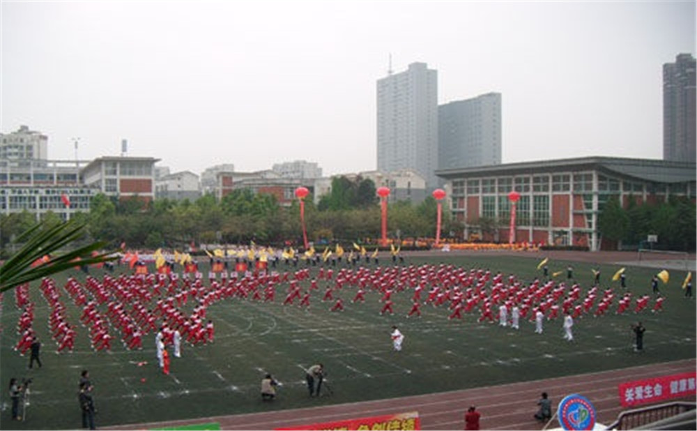 成都文武中學的高中怎么樣？