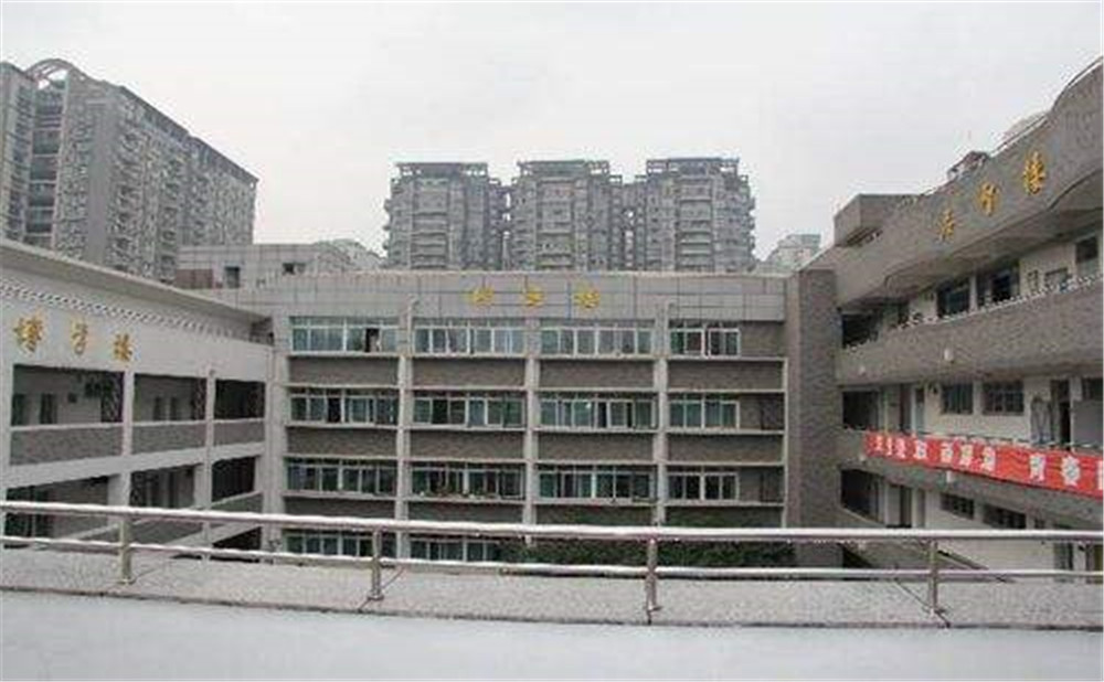 成都樹德協(xié)進(jìn)中學(xué)近三年的錄取分?jǐn)?shù)是多少？