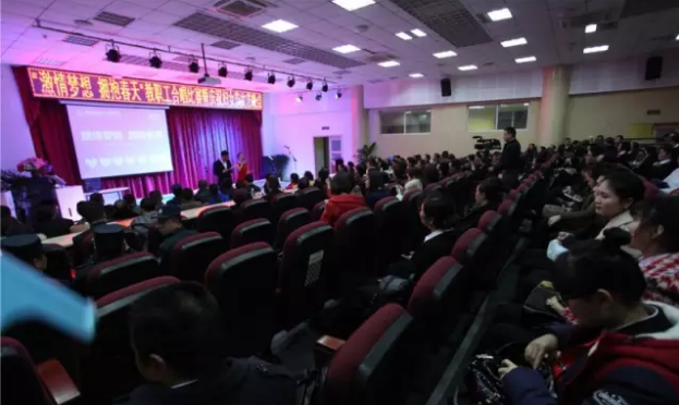 北大附中成都新津?yàn)槊鲗W(xué)校近三年的錄取分?jǐn)?shù)線是多少？