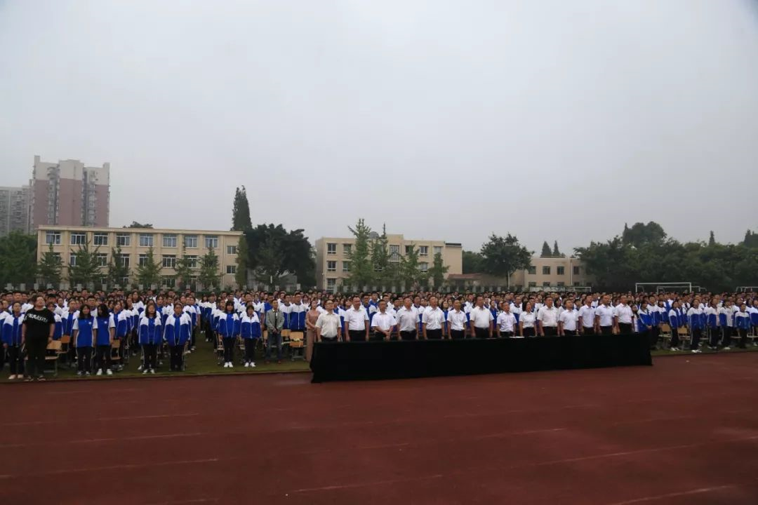 華潤高級中學(xué)近三年的錄取分?jǐn)?shù)線是多少？