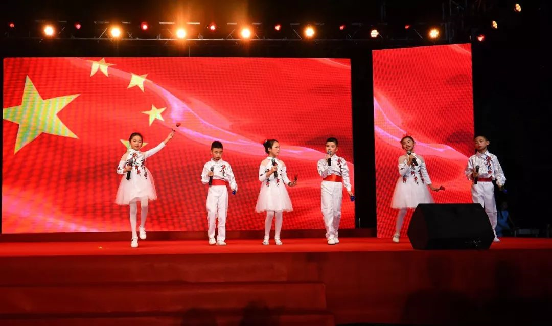 成都七中八一學校的錄取分數(shù)線是多少？