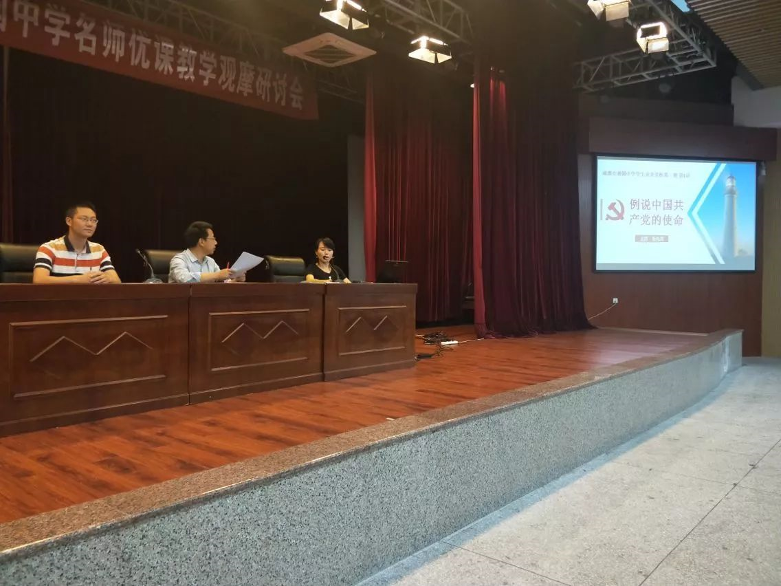 通錦中學(xué)高中一年的學(xué)費(fèi)是多少？