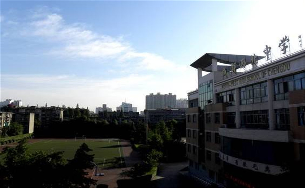 成都市西北中學的本科升學率高不高？