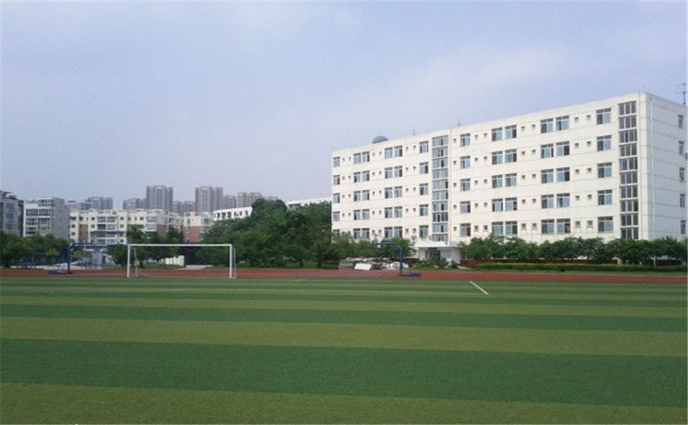 2020年龍泉二中計劃招多少人？