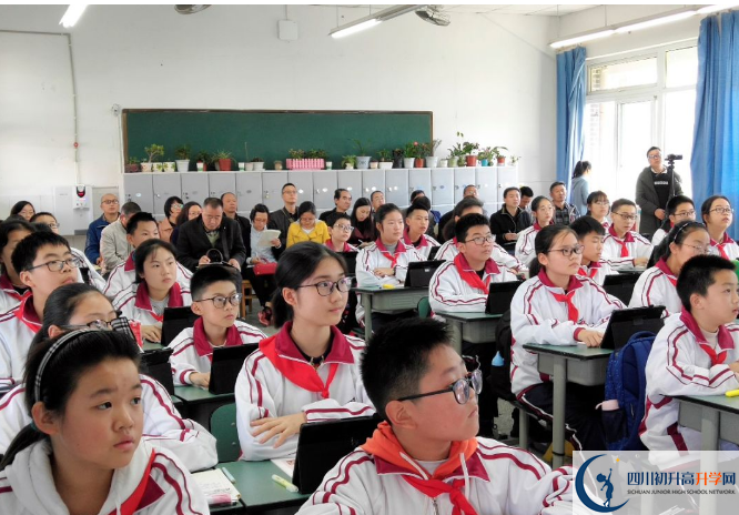 安仁中學(xué)的實(shí)驗(yàn)班怎么樣？