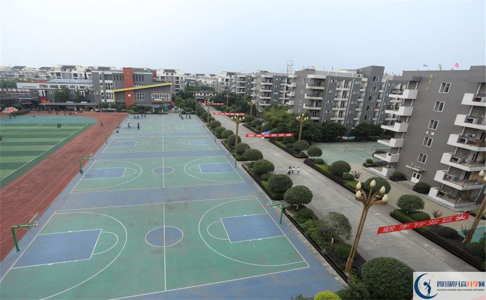 大彎中學(xué)的老師好不好？