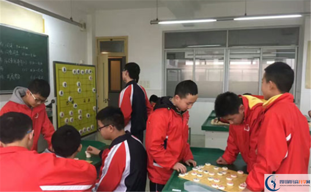 崇慶中學(xué)的高中住宿好不好？