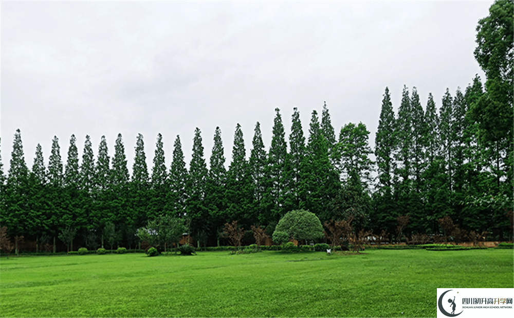 玉壘學校（都江堰）的高中住宿好不好？