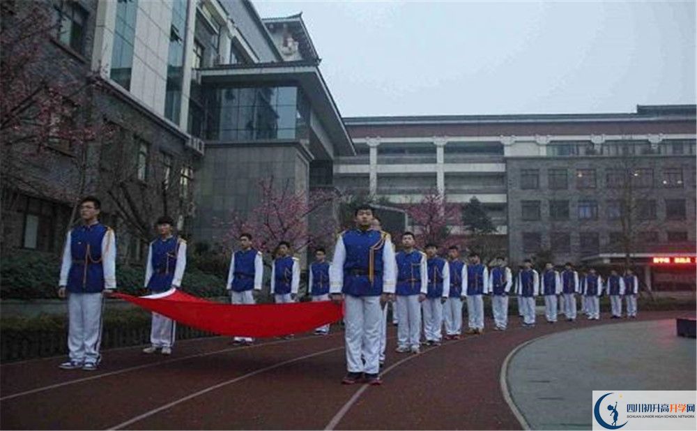 考成都市西北中學(xué)的分?jǐn)?shù)線是多少？