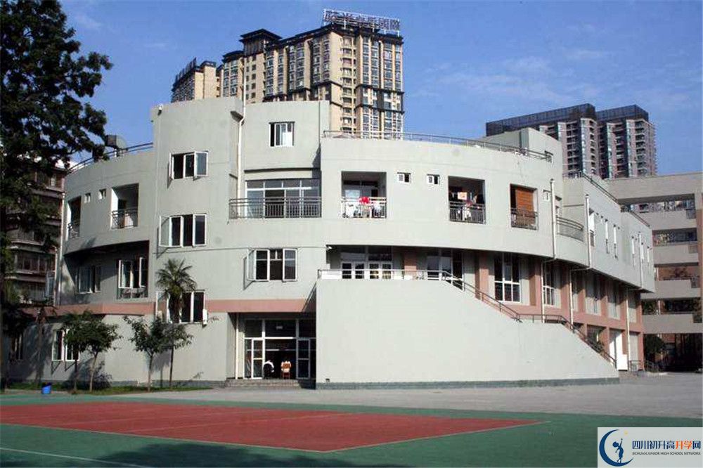 成都市鹽道街中學高中歷年來的分數(shù)線是多少？