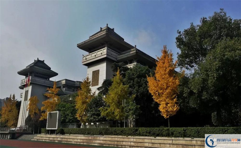成都石室中學(xué)初升高難不難？