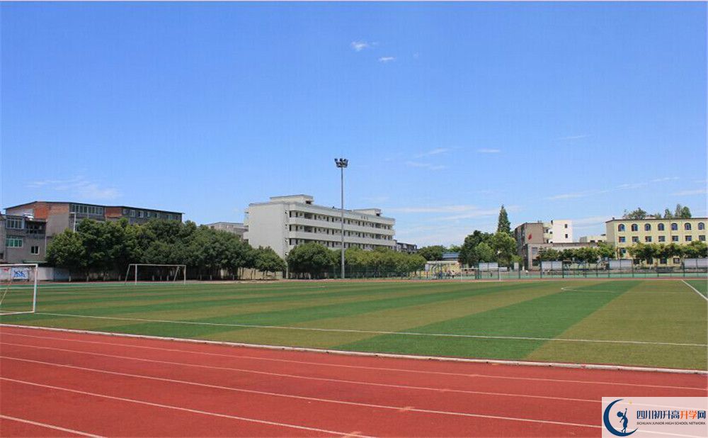 成都市籍田中學(xué)招生考試科目有哪些？