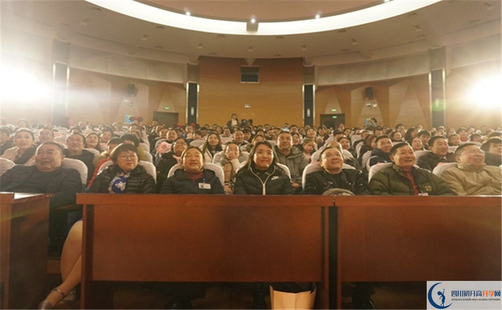 2020成都十二中高考重點(diǎn)大學(xué)升學(xué)率高不高？