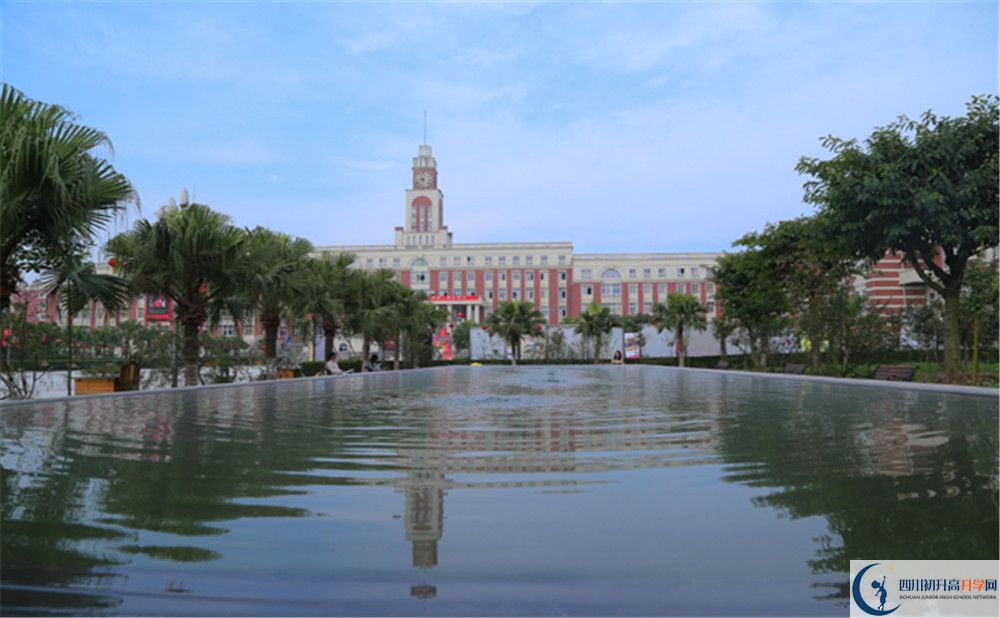 四川師范大學(xué)附屬第三實(shí)驗(yàn)中學(xué)位置在哪里？