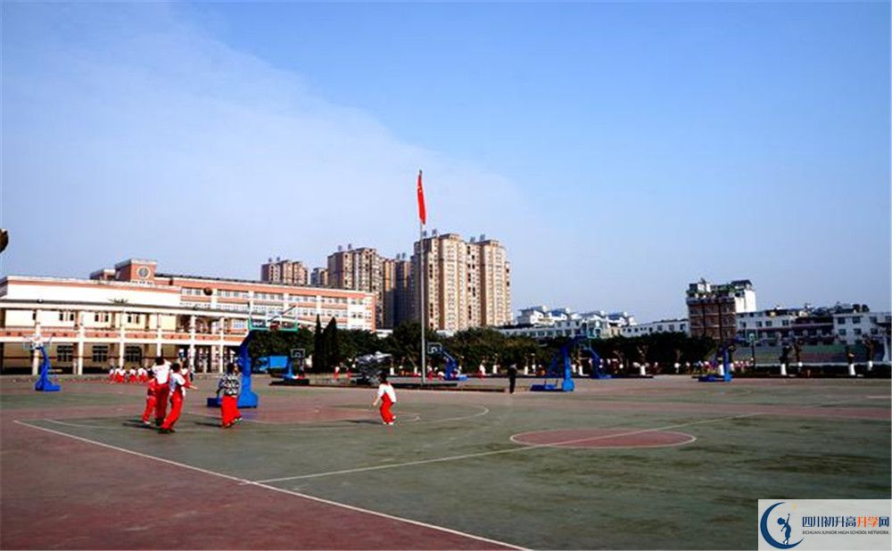 樹(shù)德博瑞實(shí)驗(yàn)學(xué)校平行班中考重點(diǎn)率高嗎？