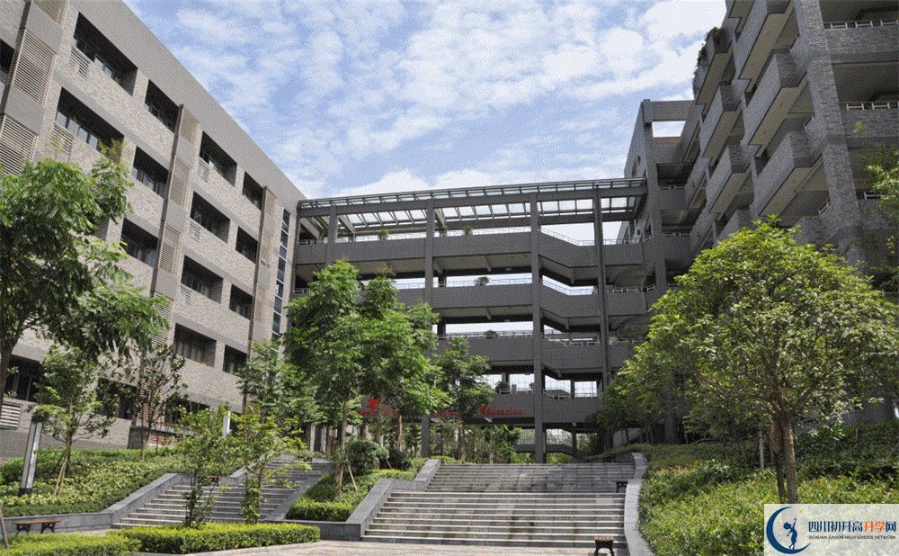 石室天府中學(xué)2020年高考人數(shù)是多少？