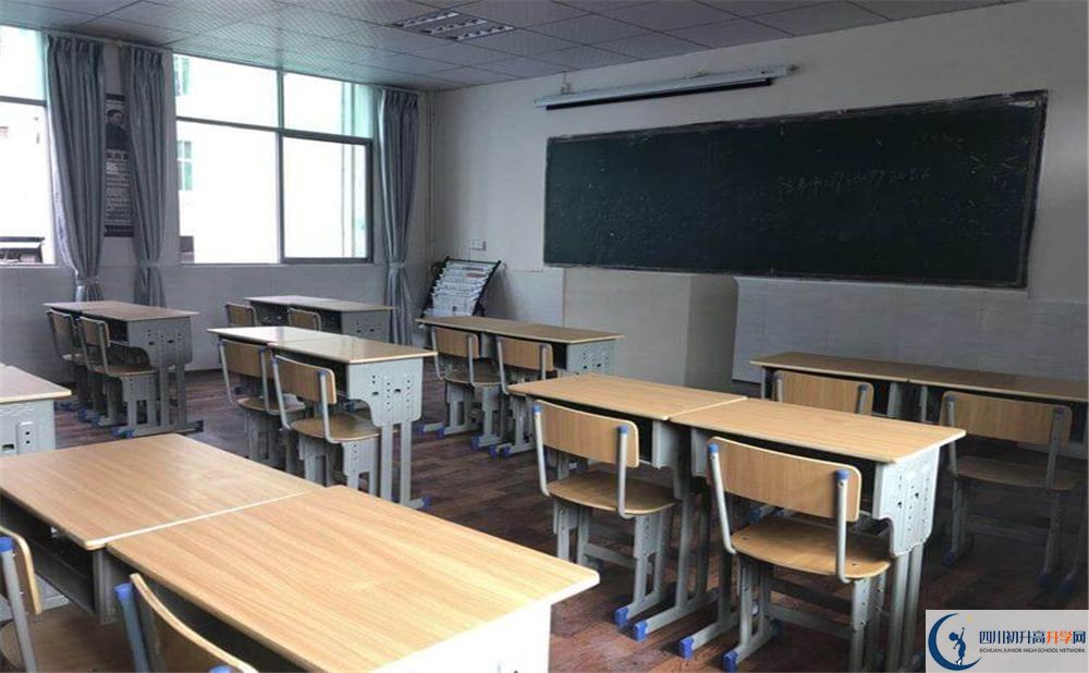 2020恩陽登科中學(xué)錄取線是否有調(diào)整？