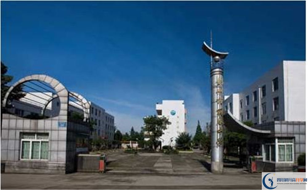 彭州中學(xué)2020年環(huán)境怎么樣？